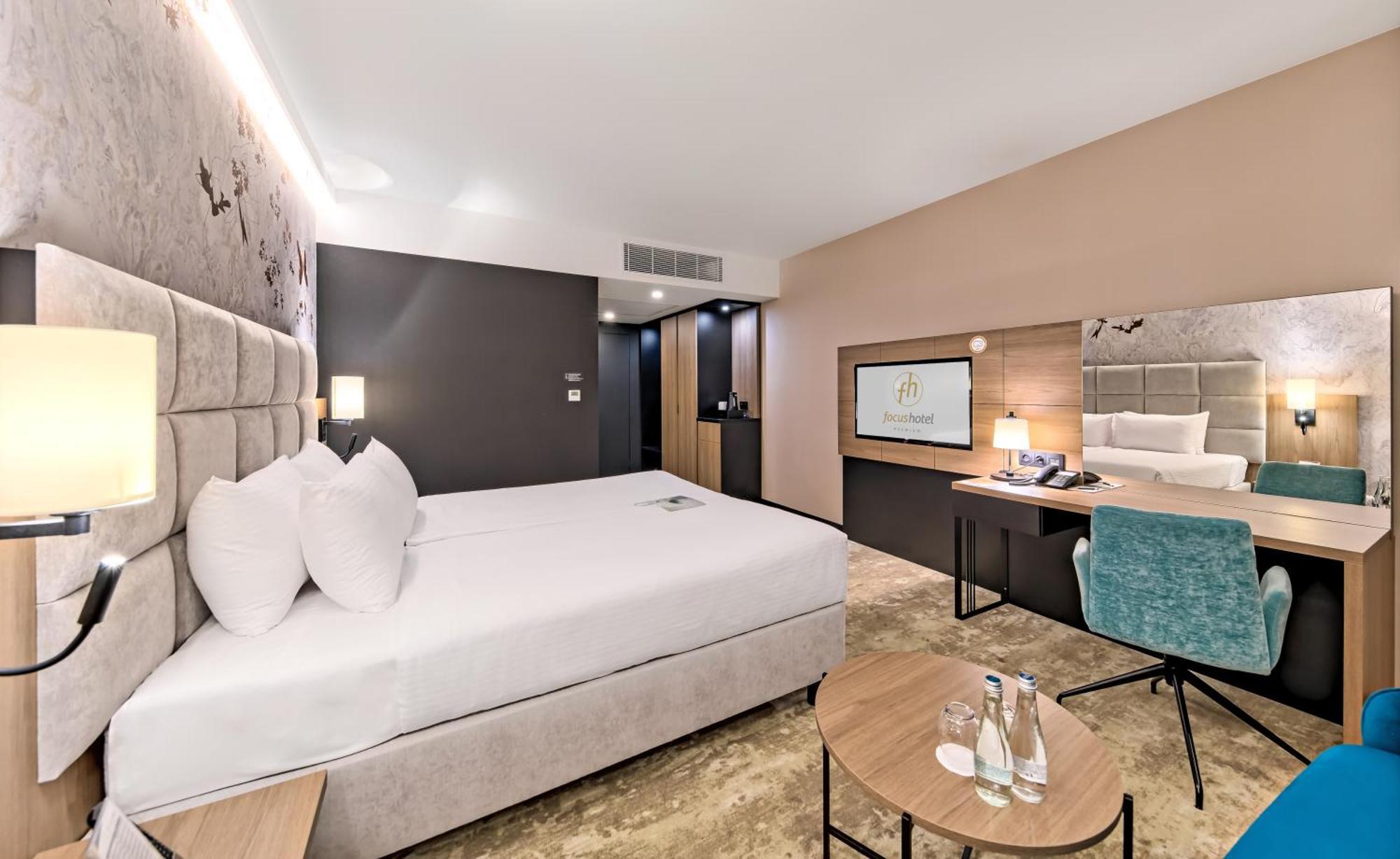 Focus Hotel Premium Warszawa 外观 照片